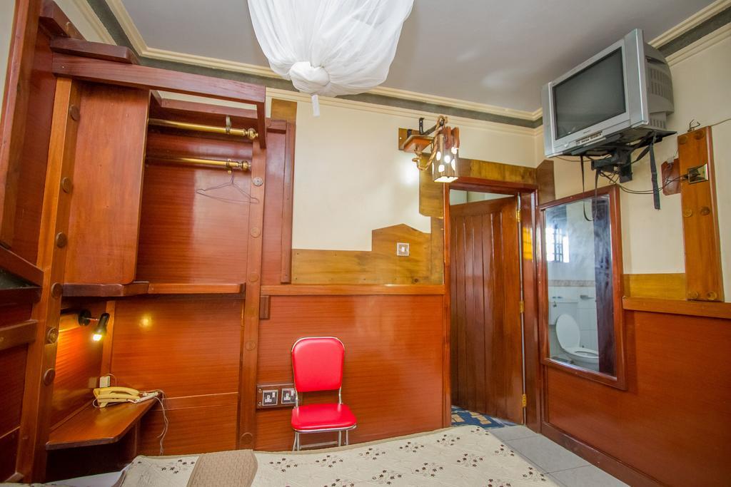 Grand Holiday International Hotel Mbarara Eksteriør billede